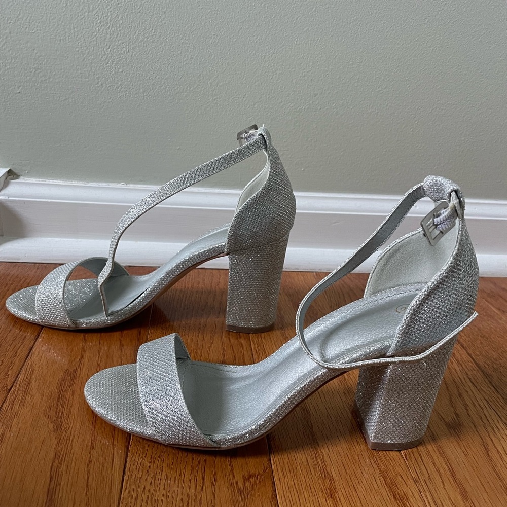 Silver glitter heels. Size 8.